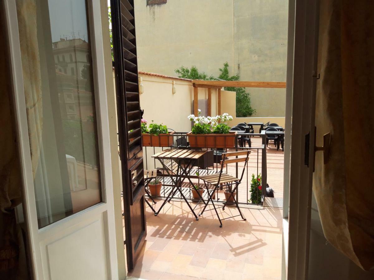 Il Sorriso Bed & Breakfast Firenze Bagian luar foto